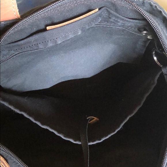 Fjallraven Totepack No. 1 in Black - Picture 8 of 8